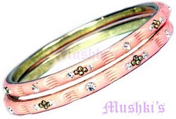 Lac Bangle - click here for large view